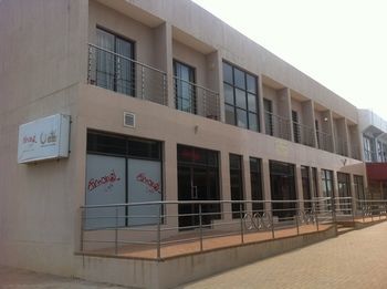 Hotel Labama 哈博罗内 外观 照片